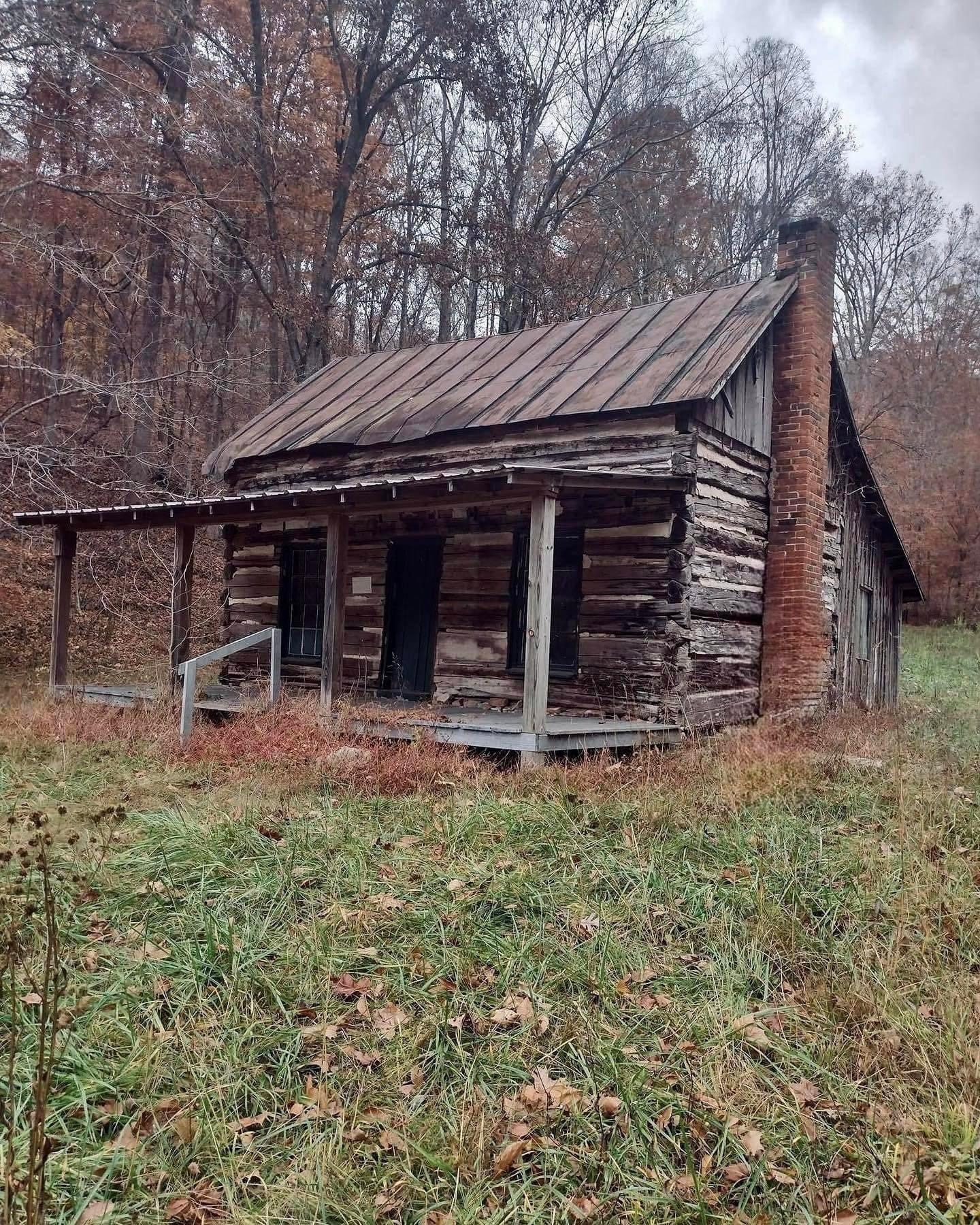 Old Log Cabin